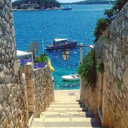 Luxury M&n In - Free Parking