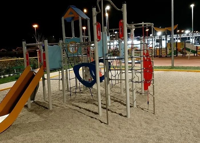 Luxury M&n In - Free Parking شقة