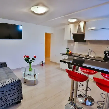 Appartement Luxury M&n In - Free Parking