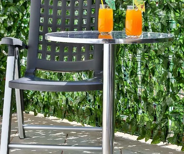 Luxury M&n In - Free Parking Apartament *