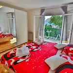 Luxury M&n In - Free Parking Apartmán *